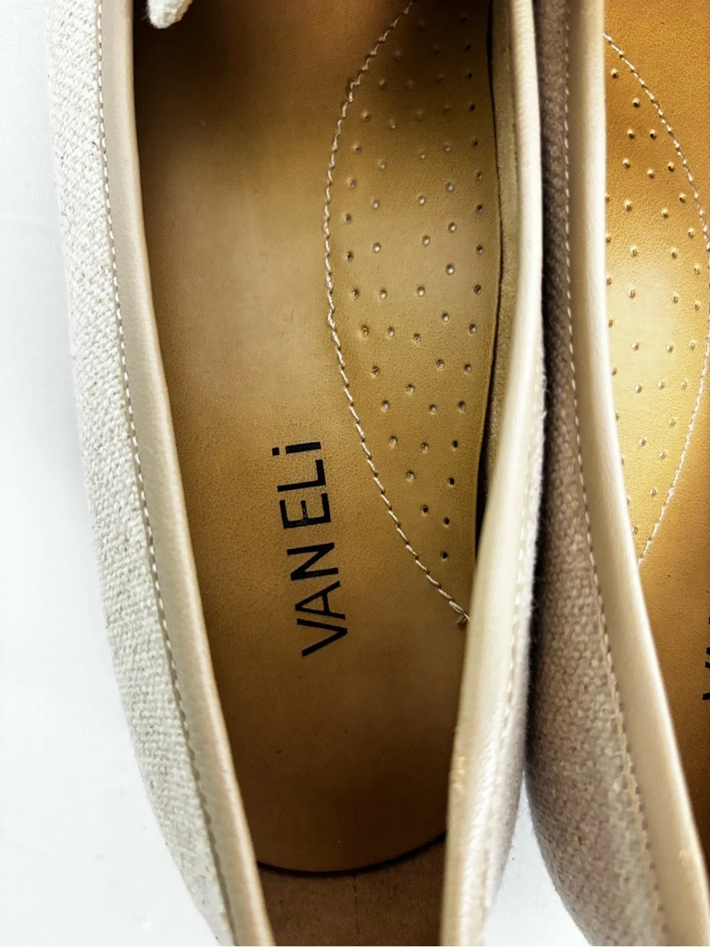 VANELi Womens 8M Beige Linen Loafers Tortoise Chain Pointed Toe Flats