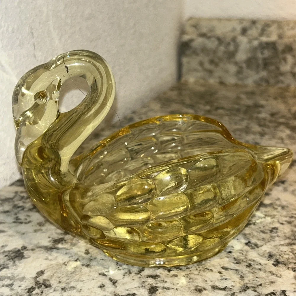 Vintage Viking Glass Amber Swan Candy‎ Dish 4.5