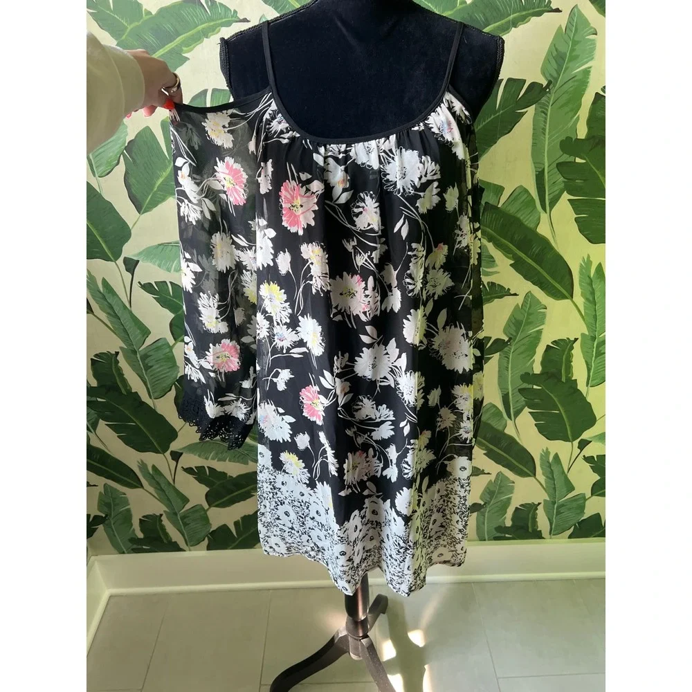 Xhilaration cold shoulder