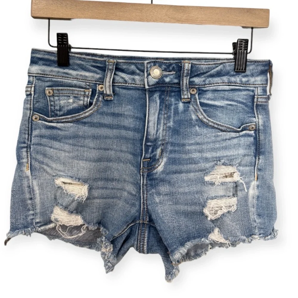 American Eagle Hi-Rise Shortie Distressed Crochet Pocket‎ Shorts Blue Size 4