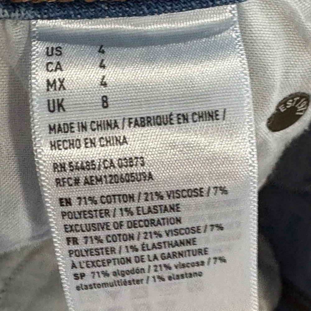 American Eagle Outfitters item details