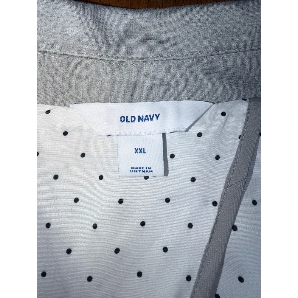 Old Navy step into