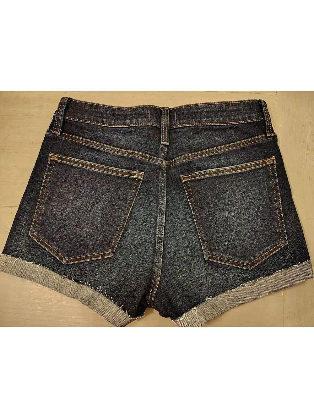 Abercrombie & Fitch these abercrombie