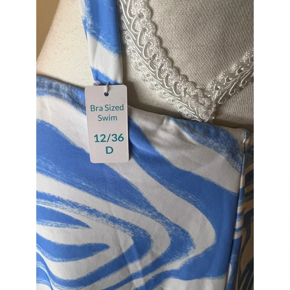 Coco Reef vibrant blue