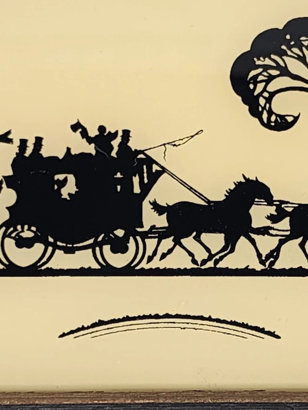 Vintage Reliance Ye Coach Stop Breaking Away T-3 Glass Silhouette Art Pair