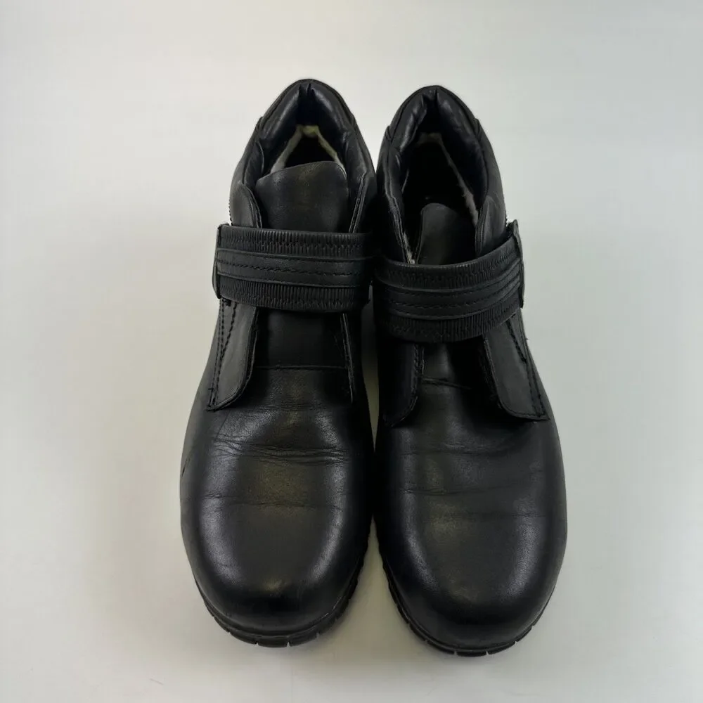 Blondo black leather