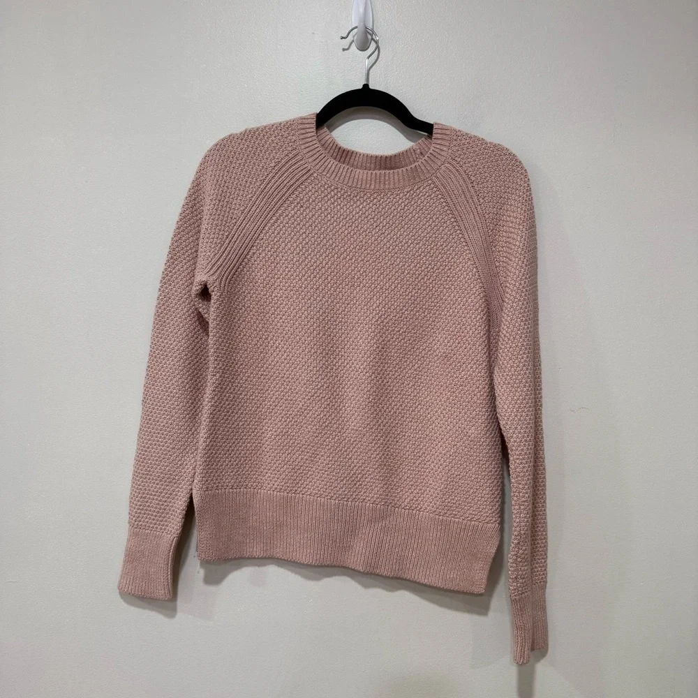 GAP knitted sweater