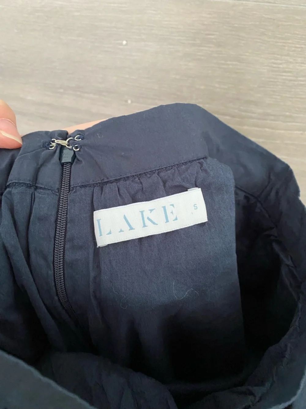 LAKE size small
