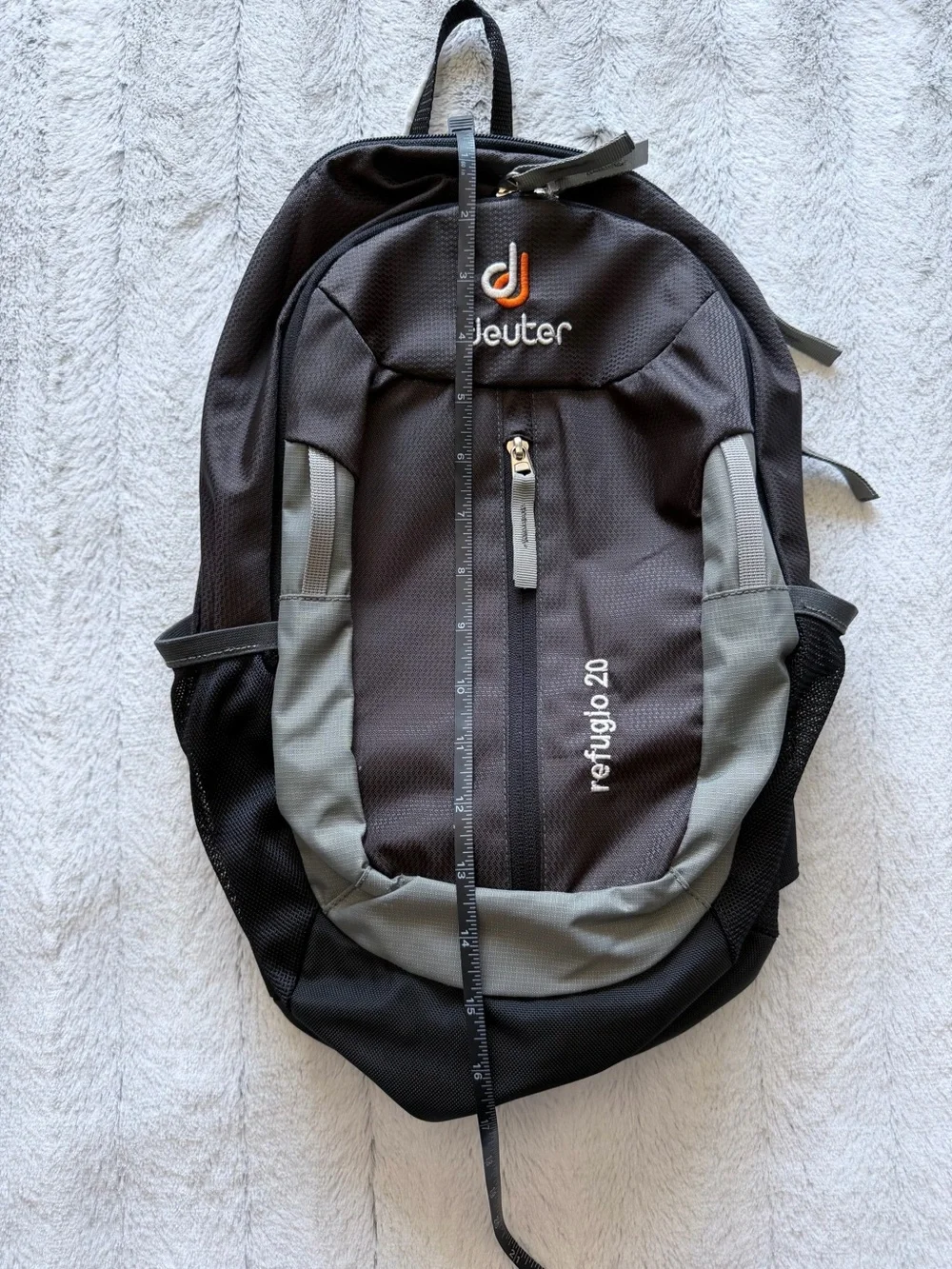 Deuter refugio 20