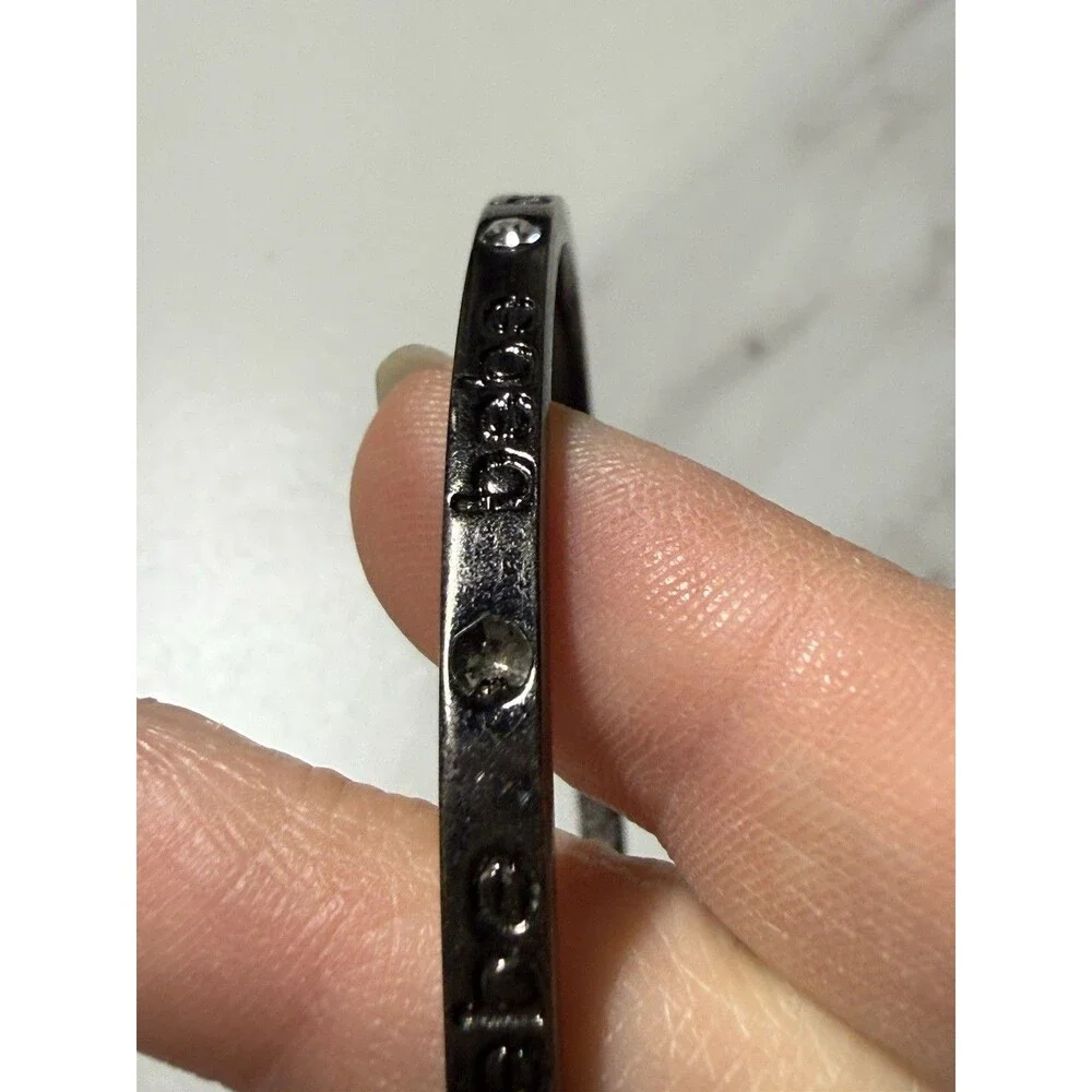 bebe ***one bangle