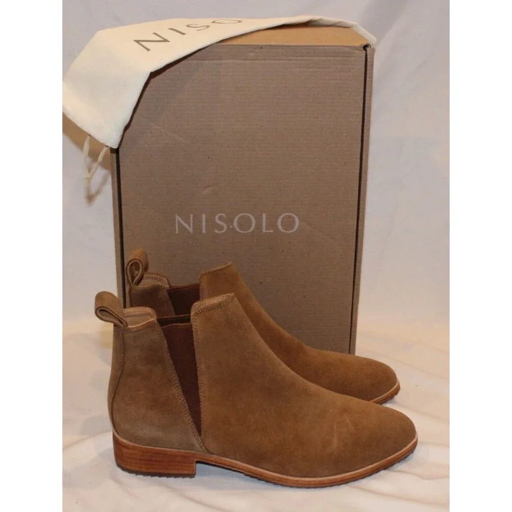 Nisolo size info