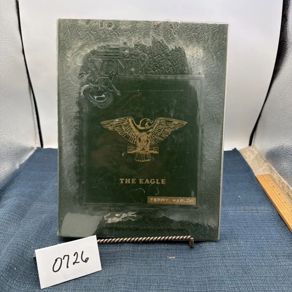 1976 Eagle. DeSoto High School Yearbook Texas