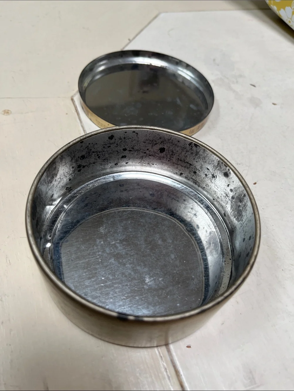 N/A decorative round