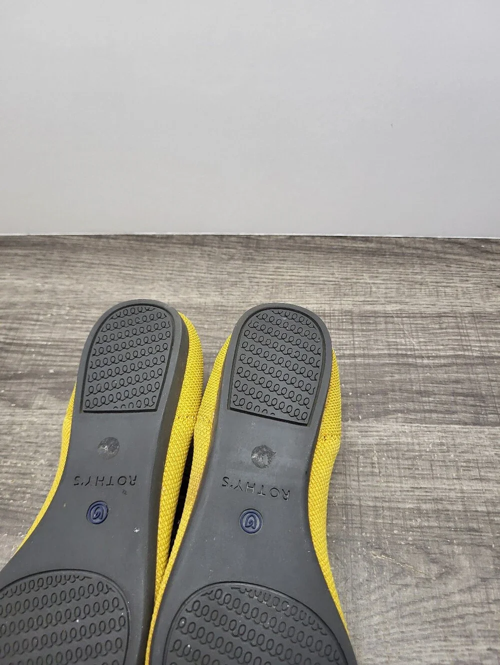 Rothys gently used