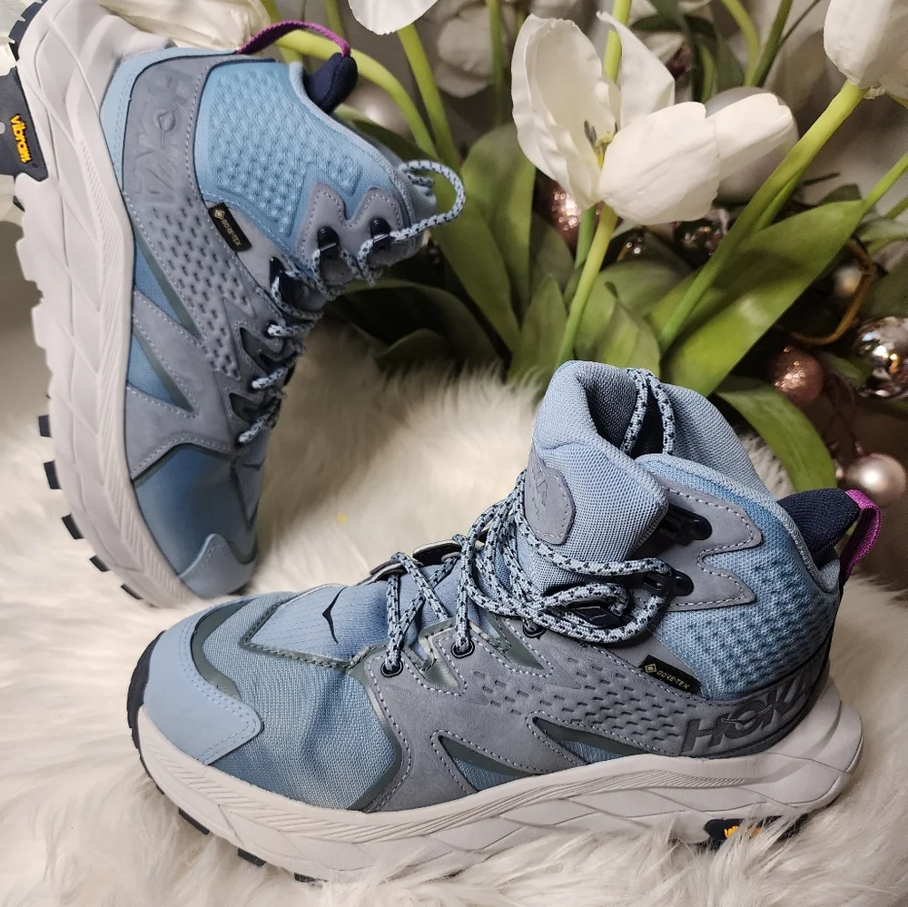 HOKA Women's Anacapa Mid Gore-Tex Hiking Boots new