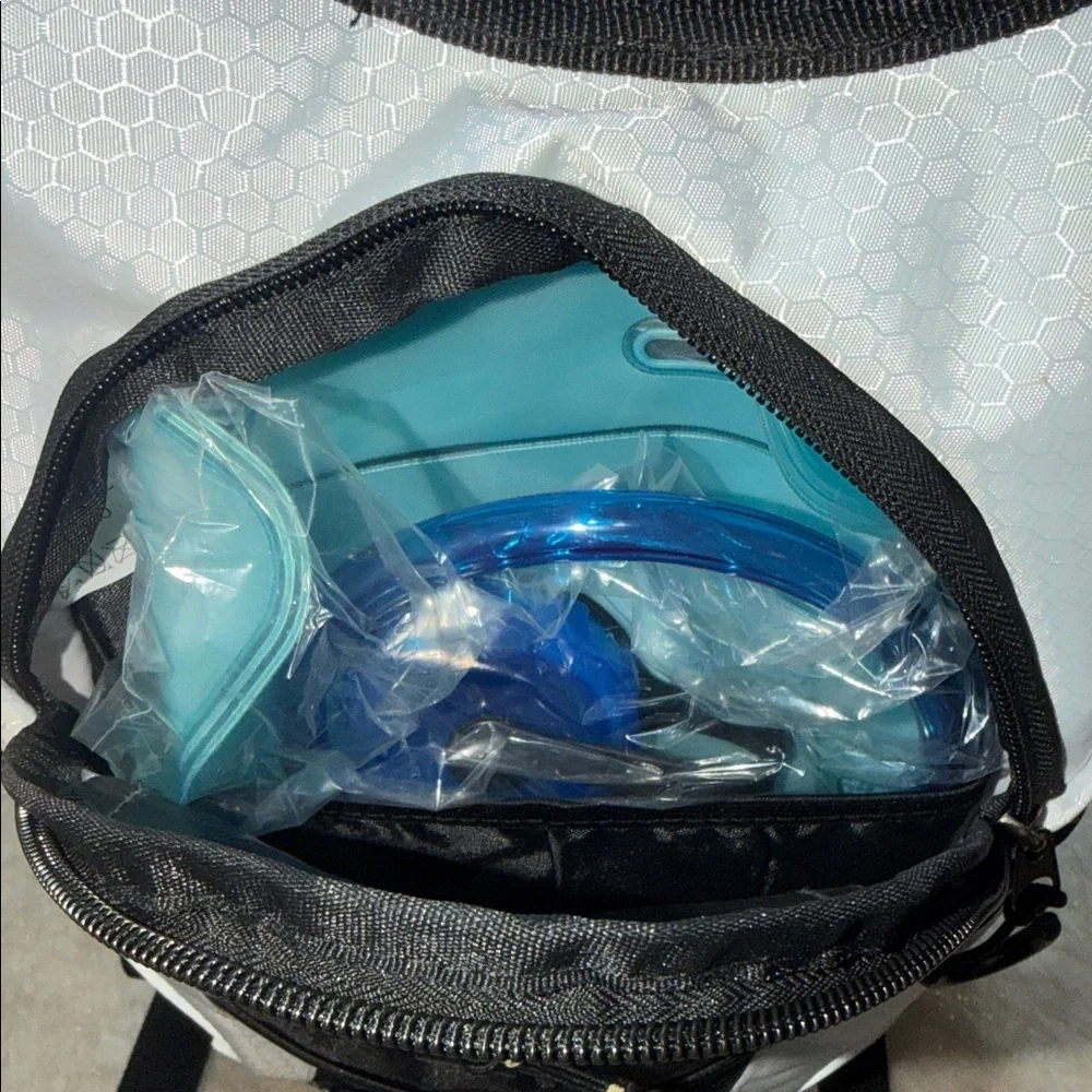Water Buffalo compact hydration