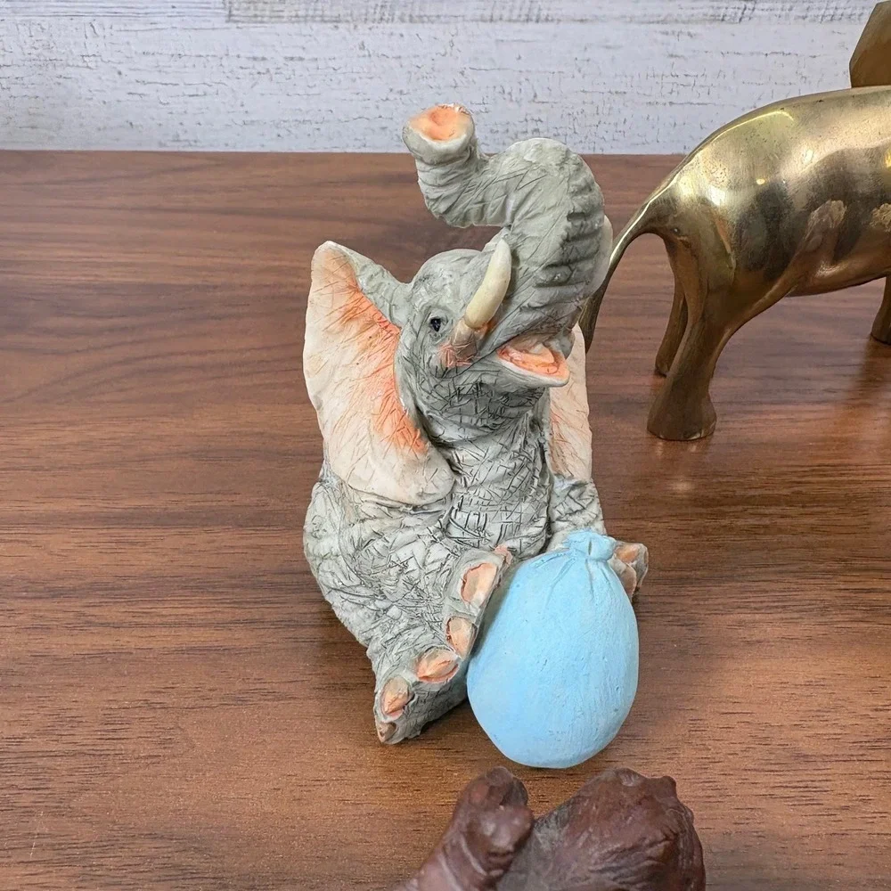 Homco vintage elephant