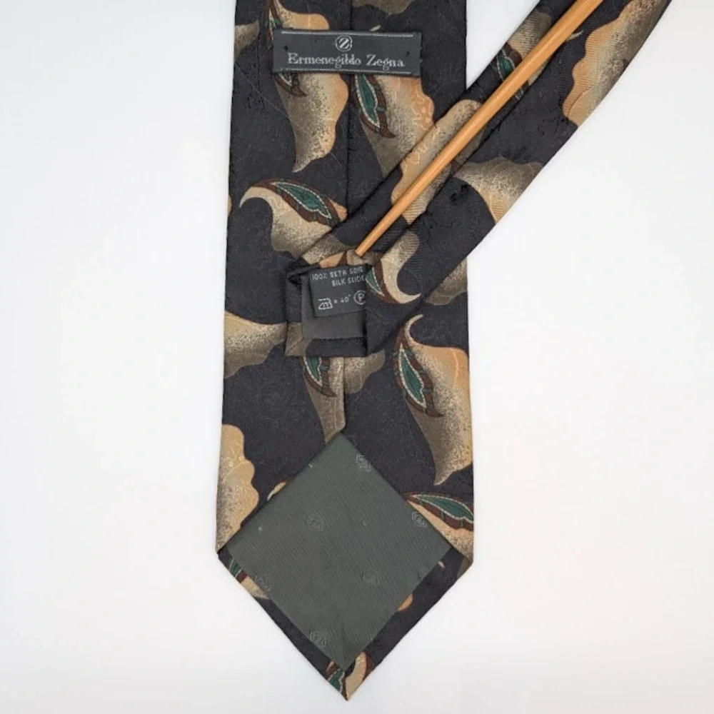 Ermenegildo Zegna Silk Tie Mens‎ Black Gold Abstract Paisley Italy SHORT