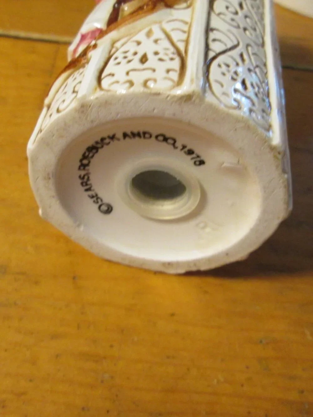 Sears napkin holder