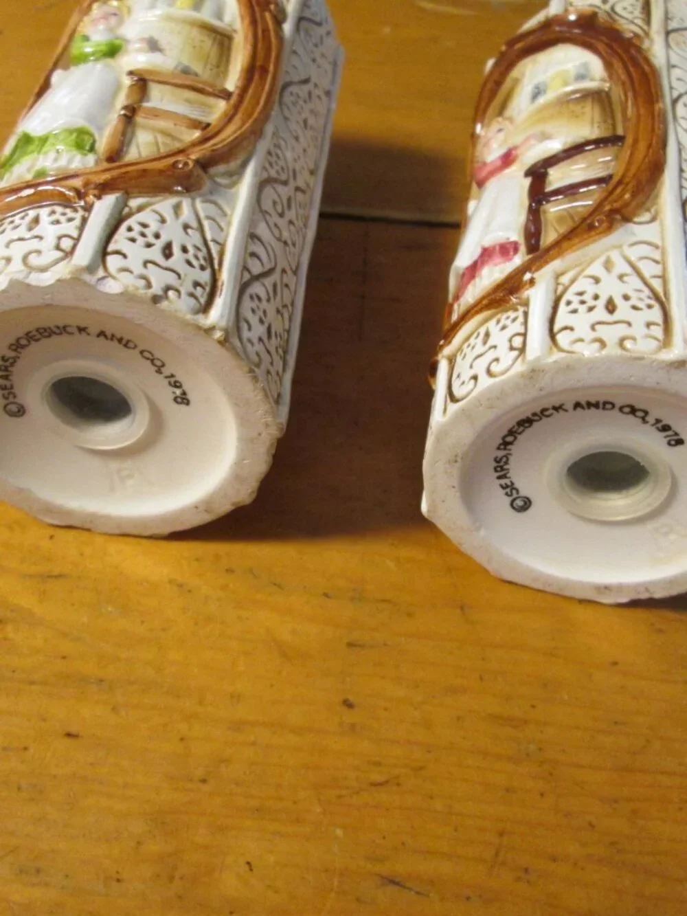 Sears napkin holder
