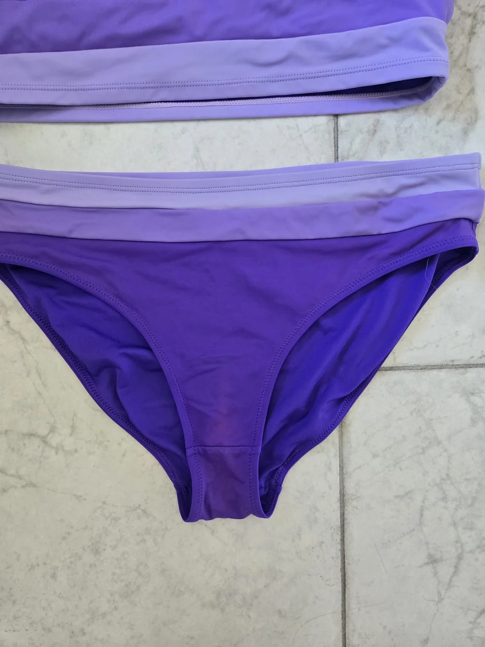 KIAVA top excellent