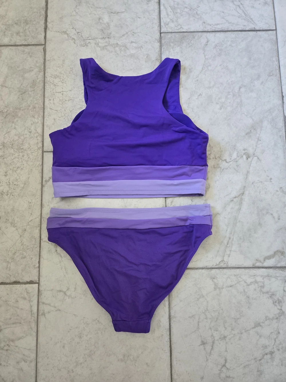 KIAVA top excellent