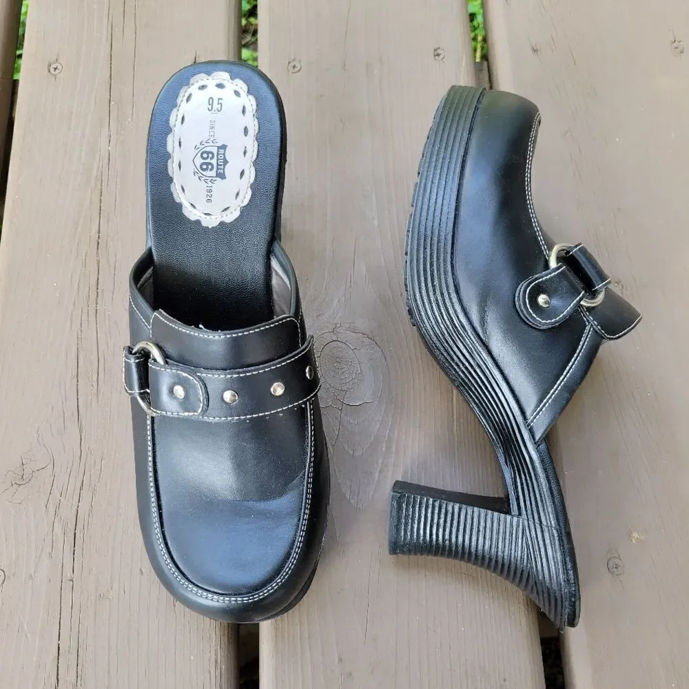 Vintage 90s y2k Bratz Black Faux Vegan Leather Chunky Heel Platform Buckle Mules