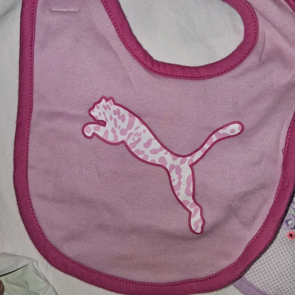 Carters set four