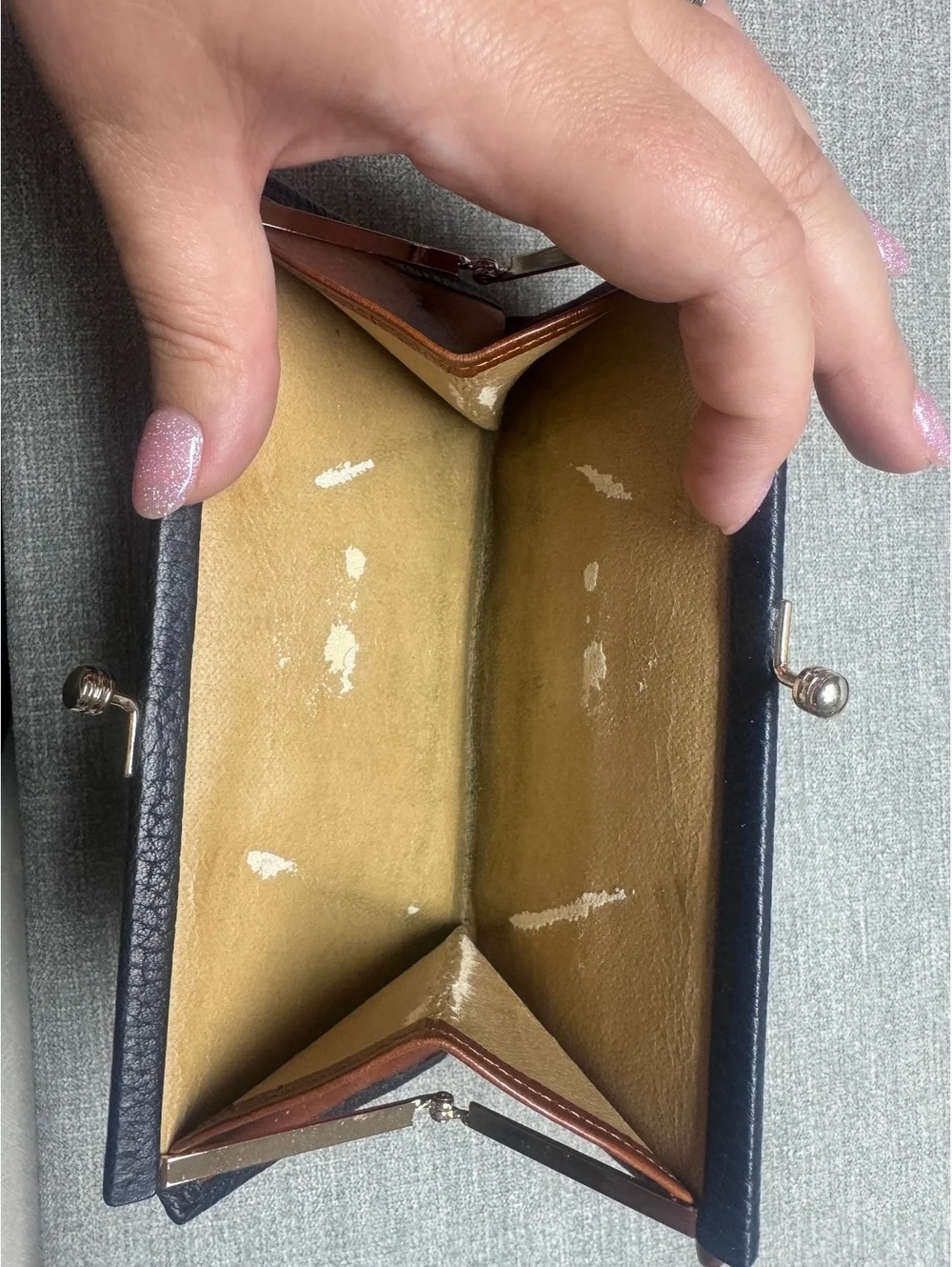 Dooney & Bourke beautiful vintage