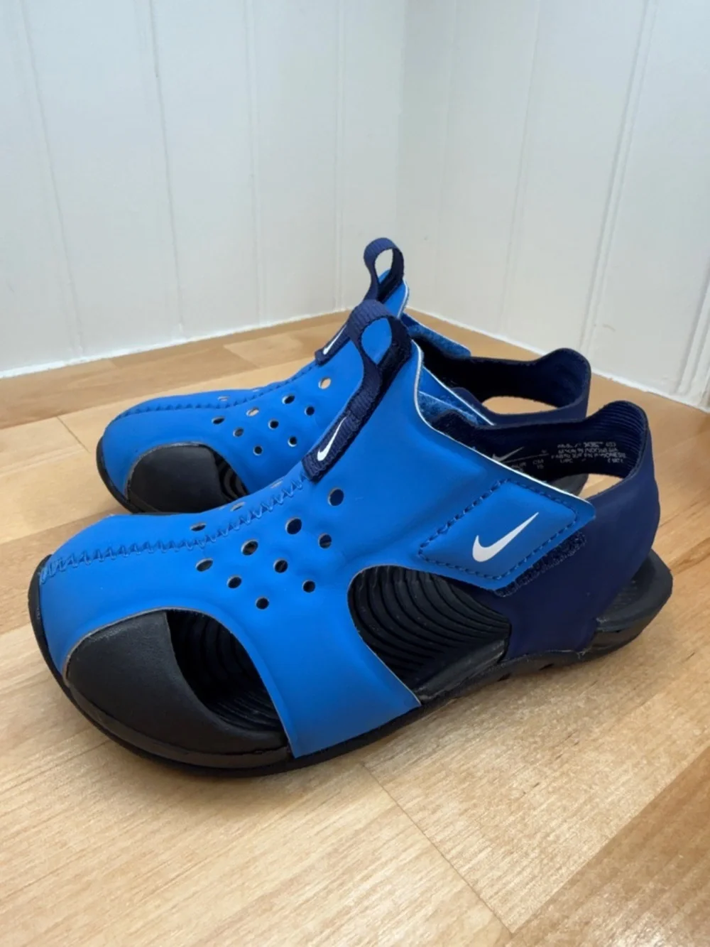 Nike sun ray