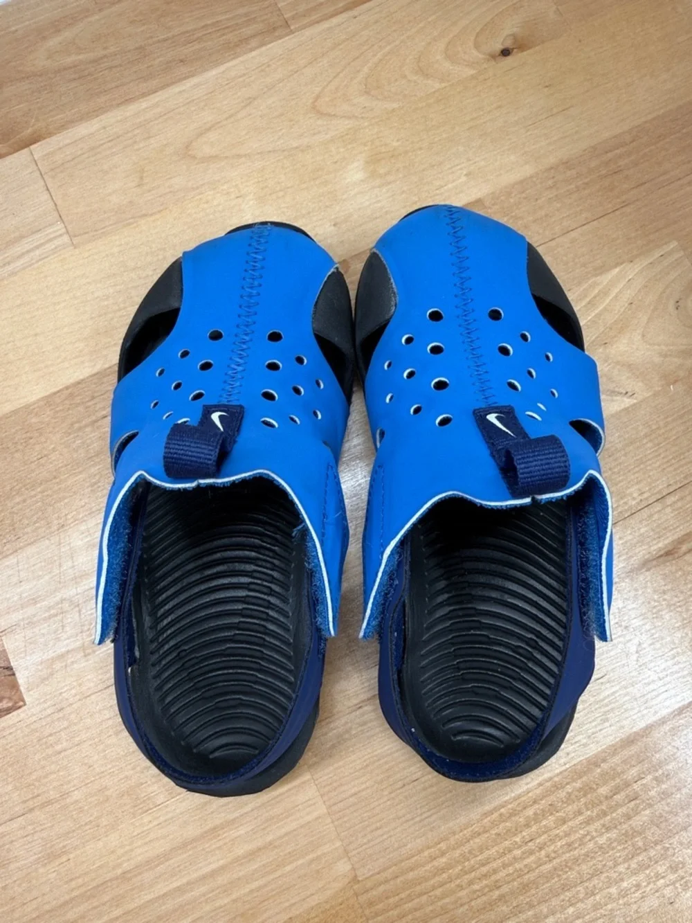 Nike sun ray