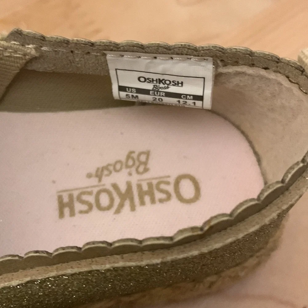 OshKosh Bgosh baby size