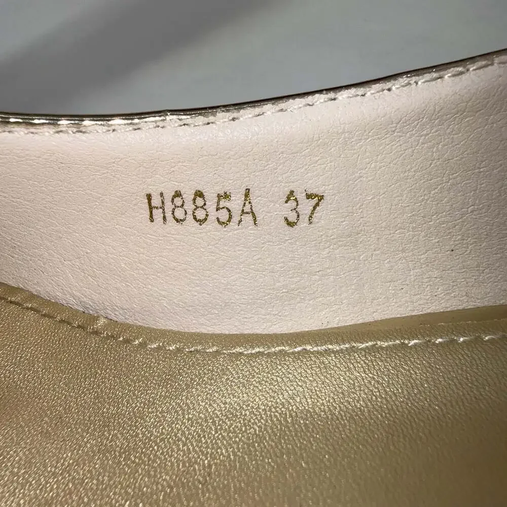 Unbranded sparkly gold
