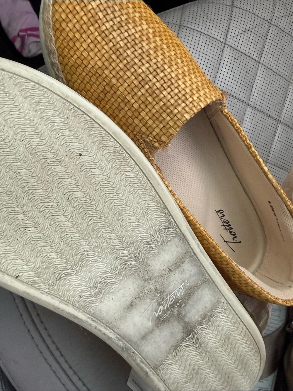 Trotters lightweight woven
