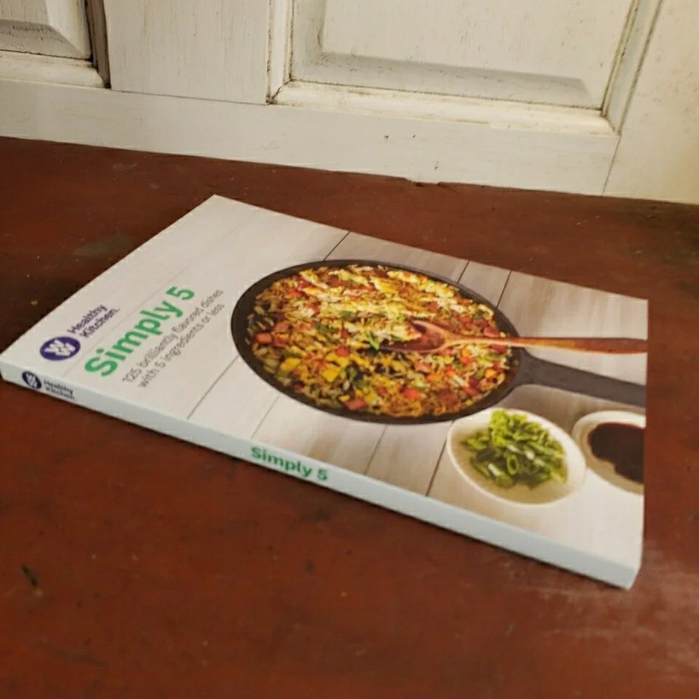 Weight‎ Watchers Healthy Kitchen SIMPLY 5 Cookbook - 125 Recipes 2019, SC