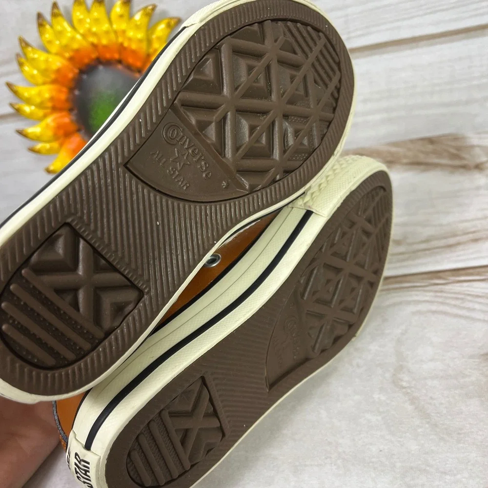 Converse Chuck Taylor‎ All Star High Top Kids Leather Sneakers Brown 11C