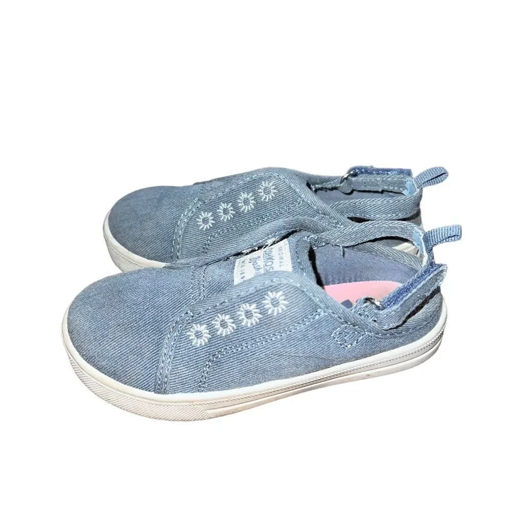 OshKosh Bgosh adorable shoes