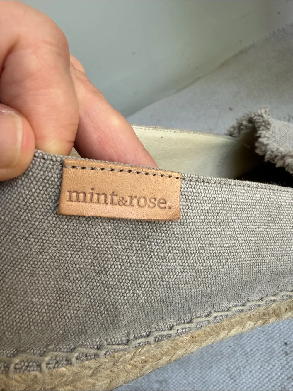 mint&rose Amalfi Espadrille with Gold Toe