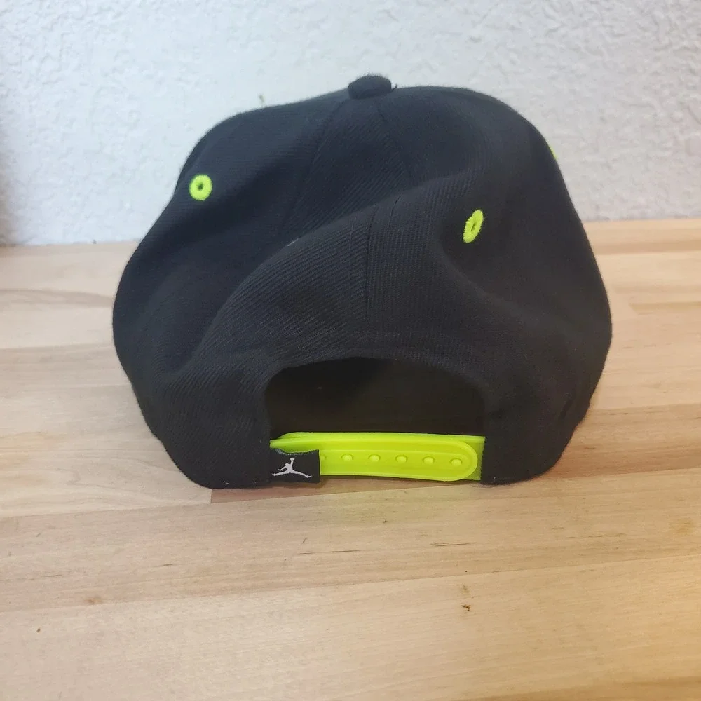 Jordan true snapback