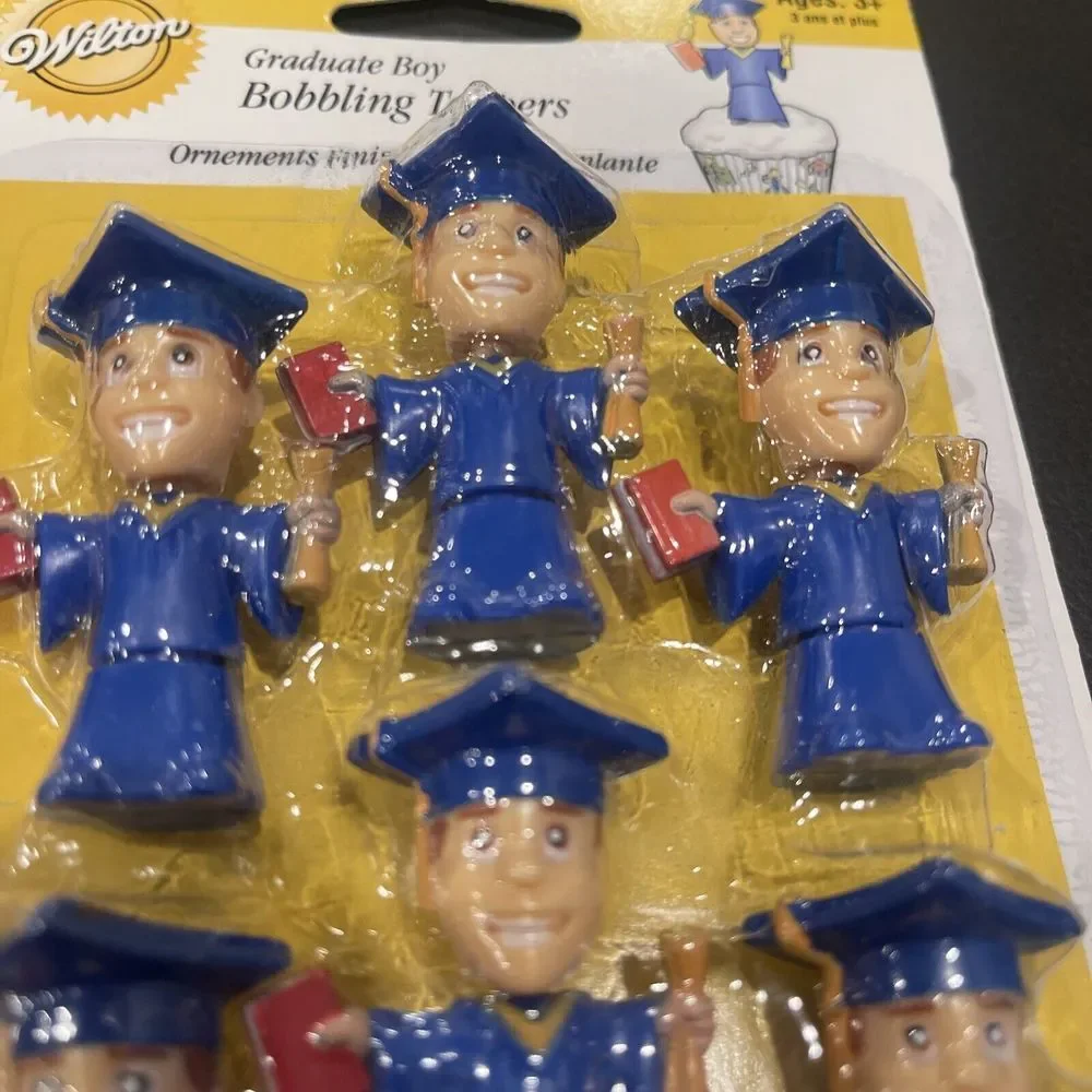 2006 Wilton Graduate Boy Bobbling Cupcake Toppers 6 Bobblehead‎ New