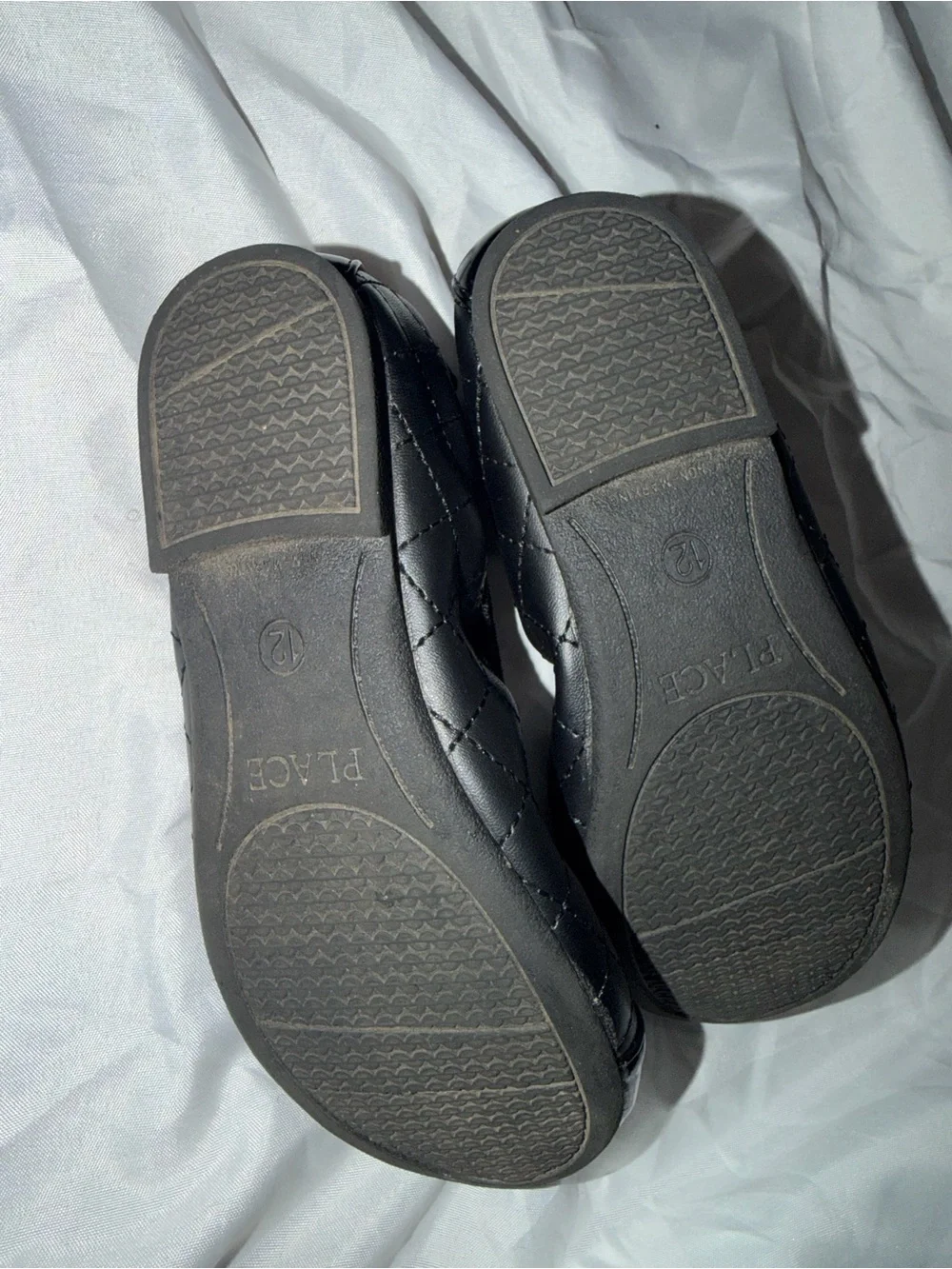 Place quilted flats