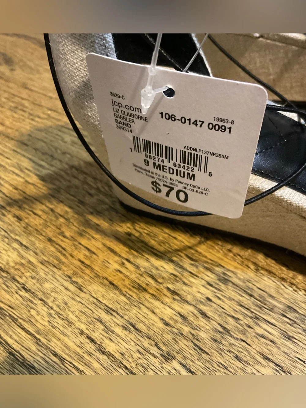 NWT Liz Claiborne Babbler Wedge Sandals, size 9, color: sand.