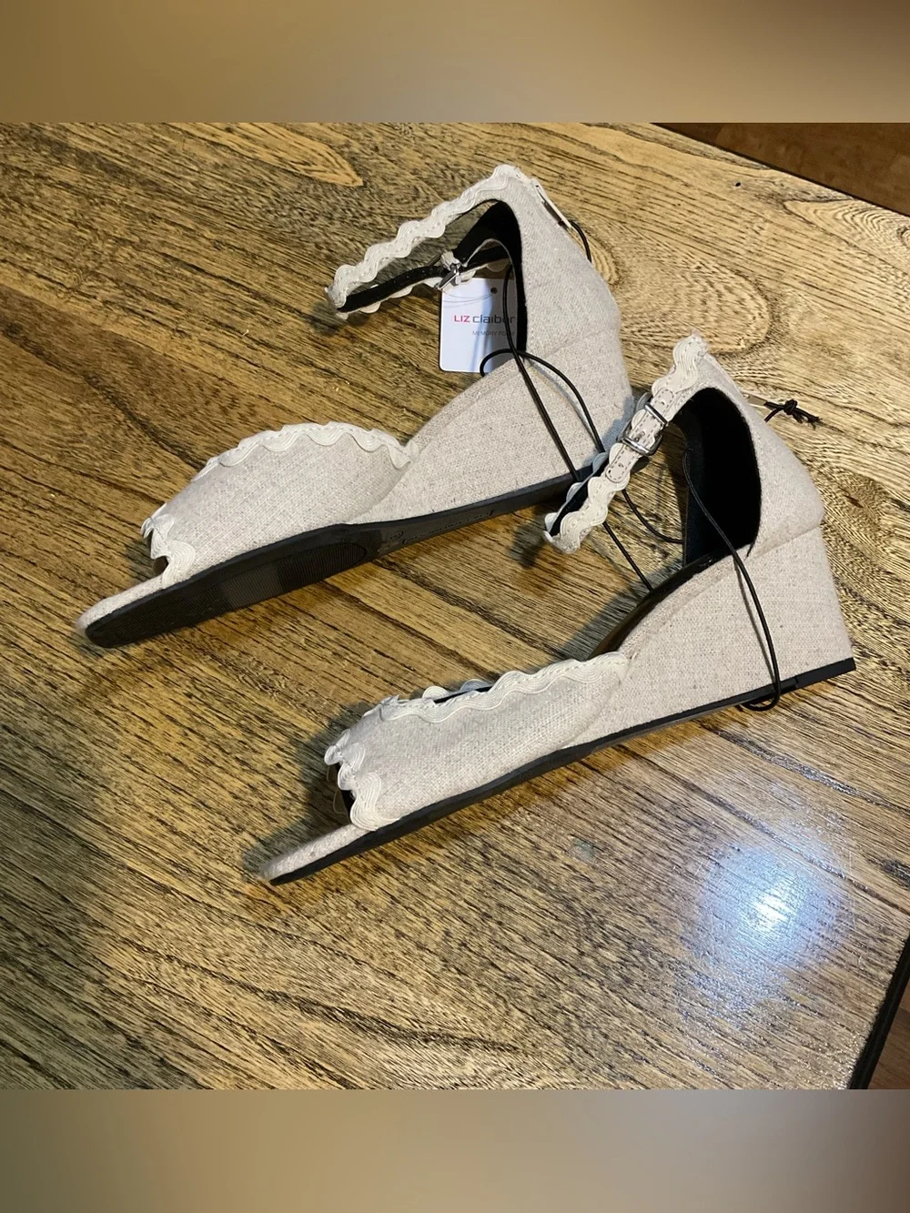 NWT Liz Claiborne Babbler Wedge Sandals, size 9, color: sand.