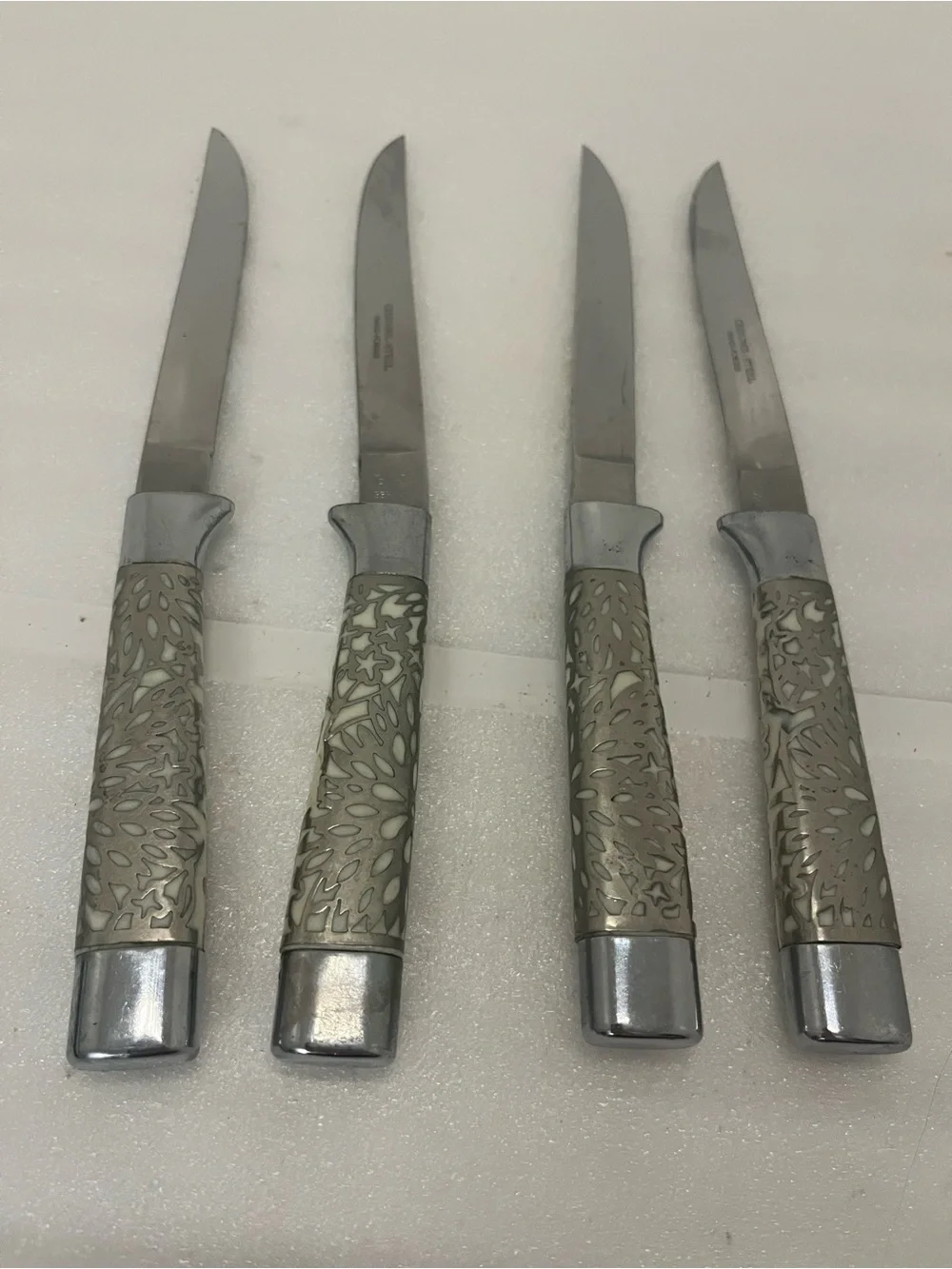 4 Vintage Carvel Hall by Briddell Steak Knives W Silver Overlay Handles 8 1/4 “