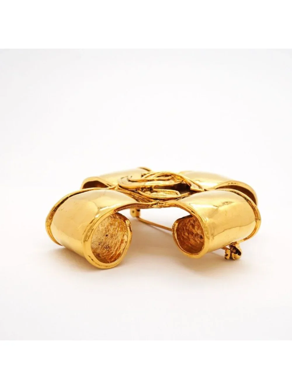 CHANEL brooch vintage