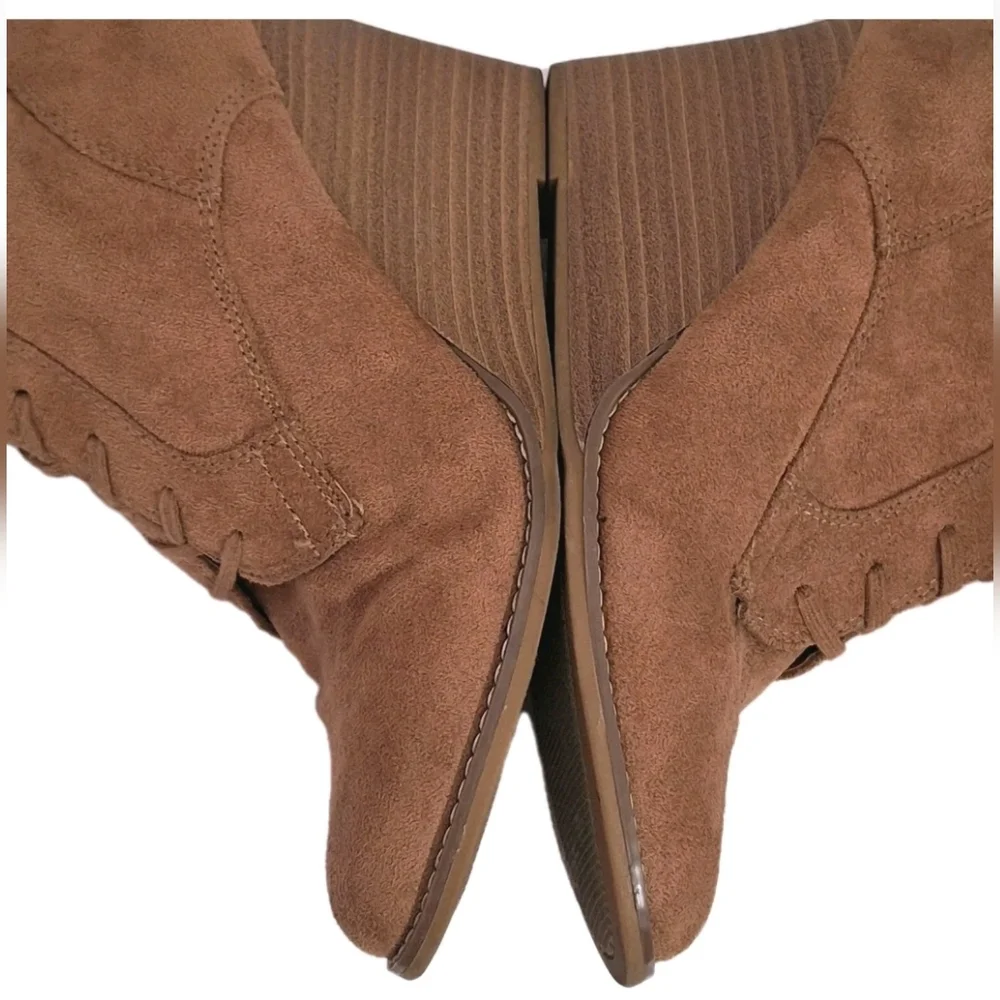 a new day light brown