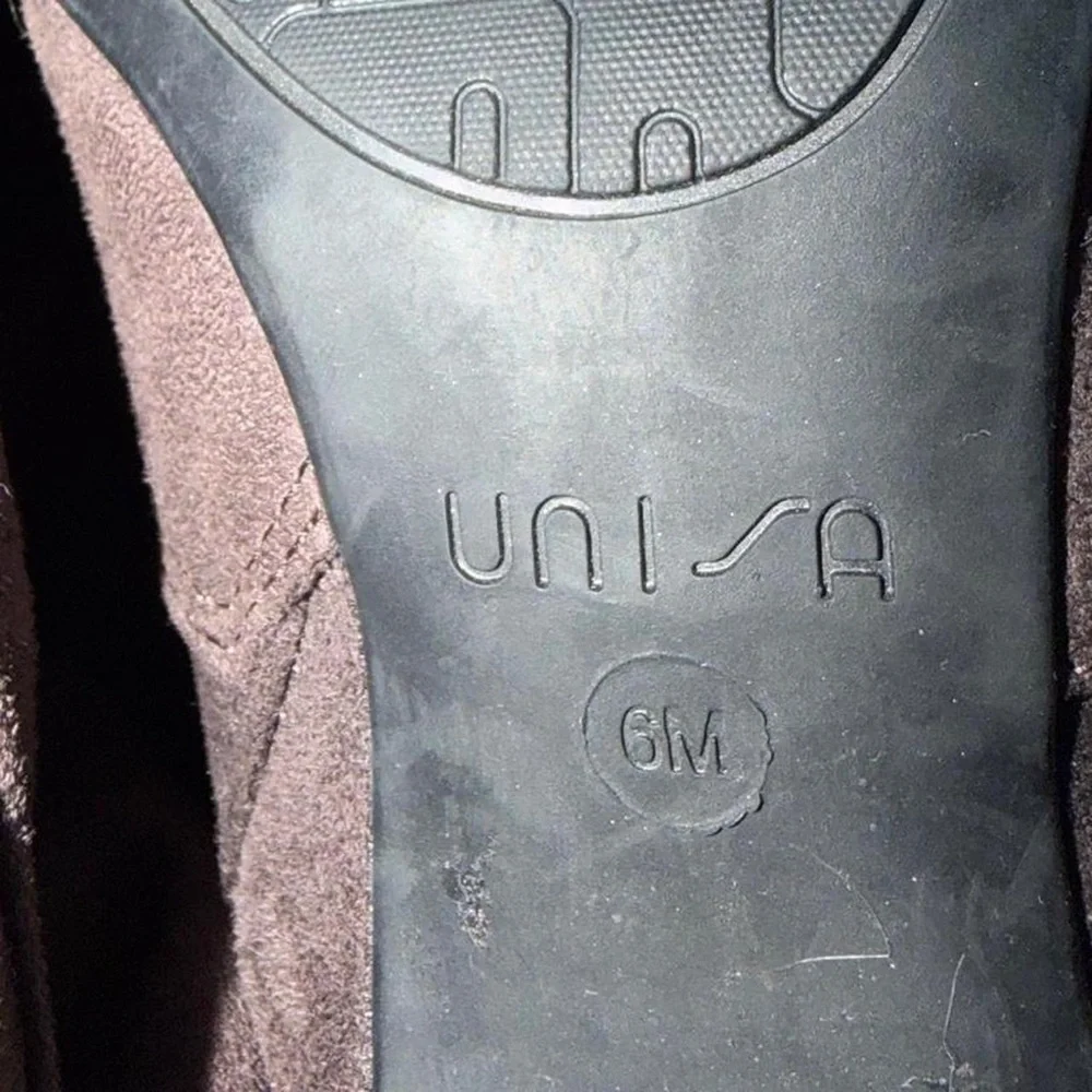 Unisa brown suede