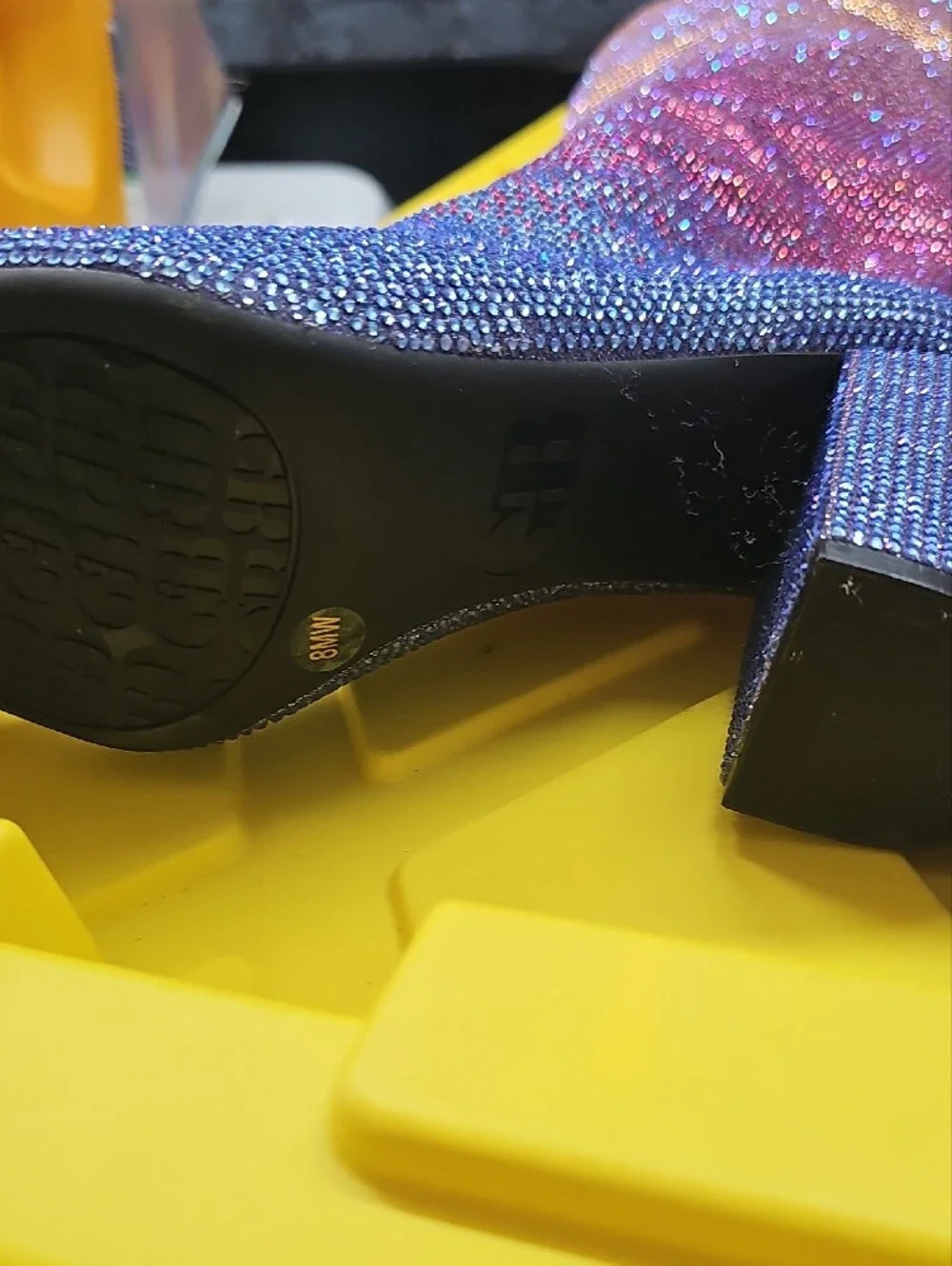 Gianni Bini eye catching