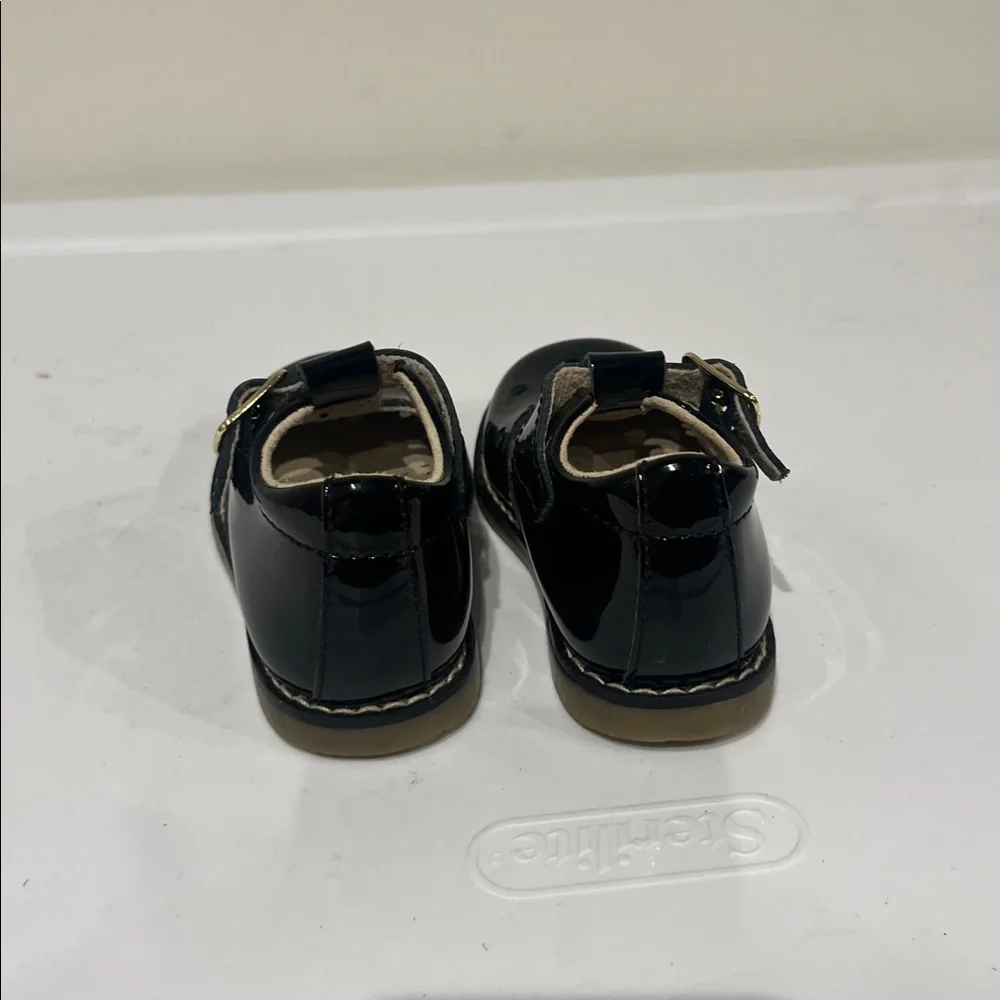 FootMates these stylish