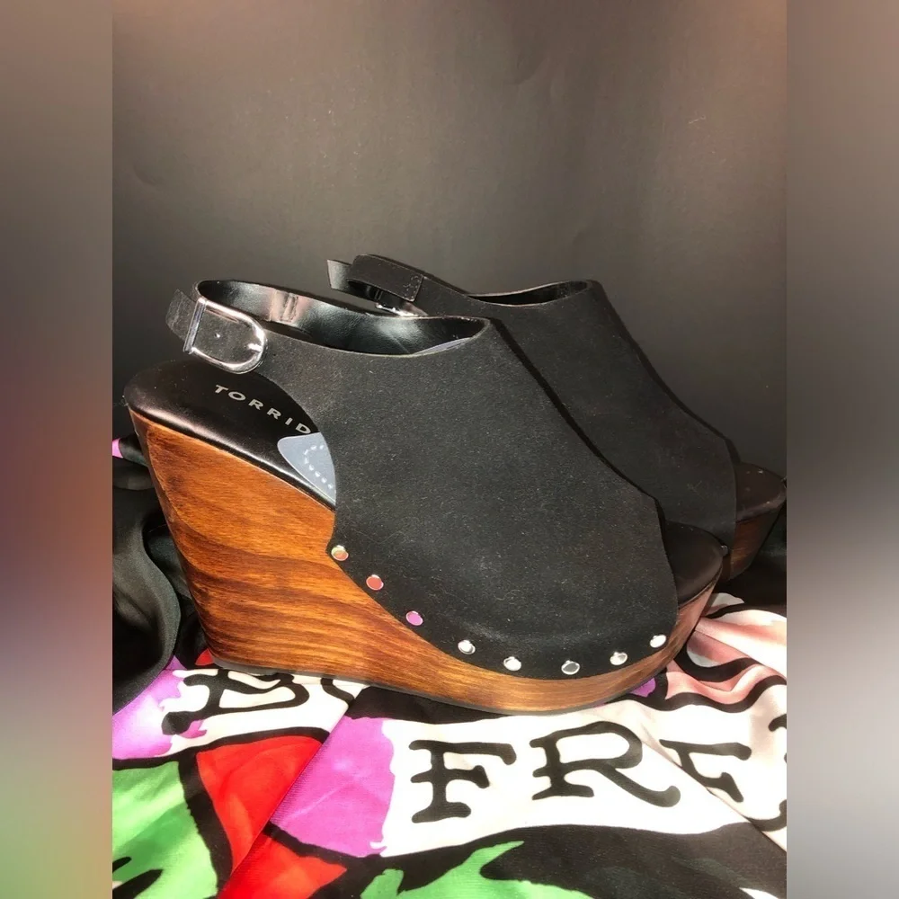 torrid sandals comfort